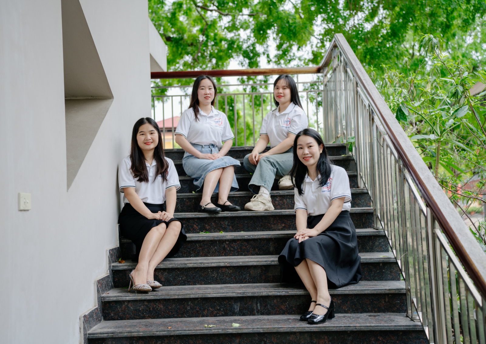 Báo giá dịch vụ quay chụp họp lớp tại Hải Dương