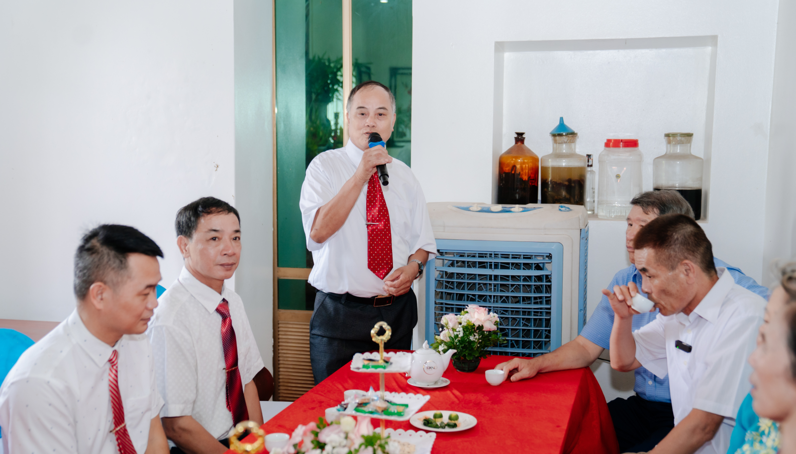 Báo Giá Dịch Vụ Quay Chụp Cưới Bắt Trọn Cảm Xúc